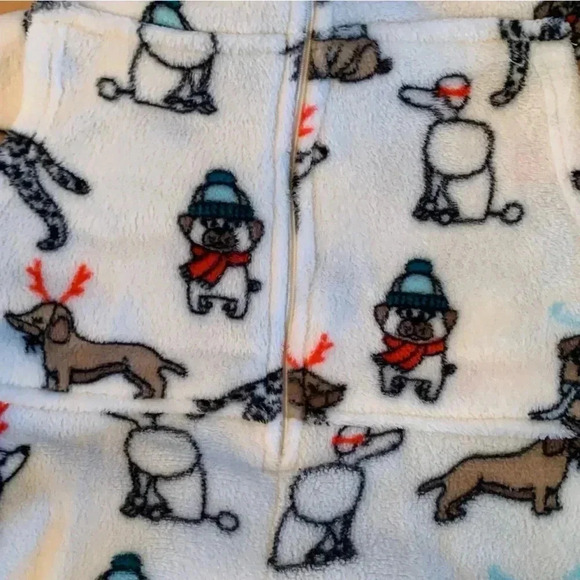 Holiday Time Womens Plus Size 2x 18W 22W Zip Front Fleece One Piece Pajamas Dogs - Picture 5 of 8